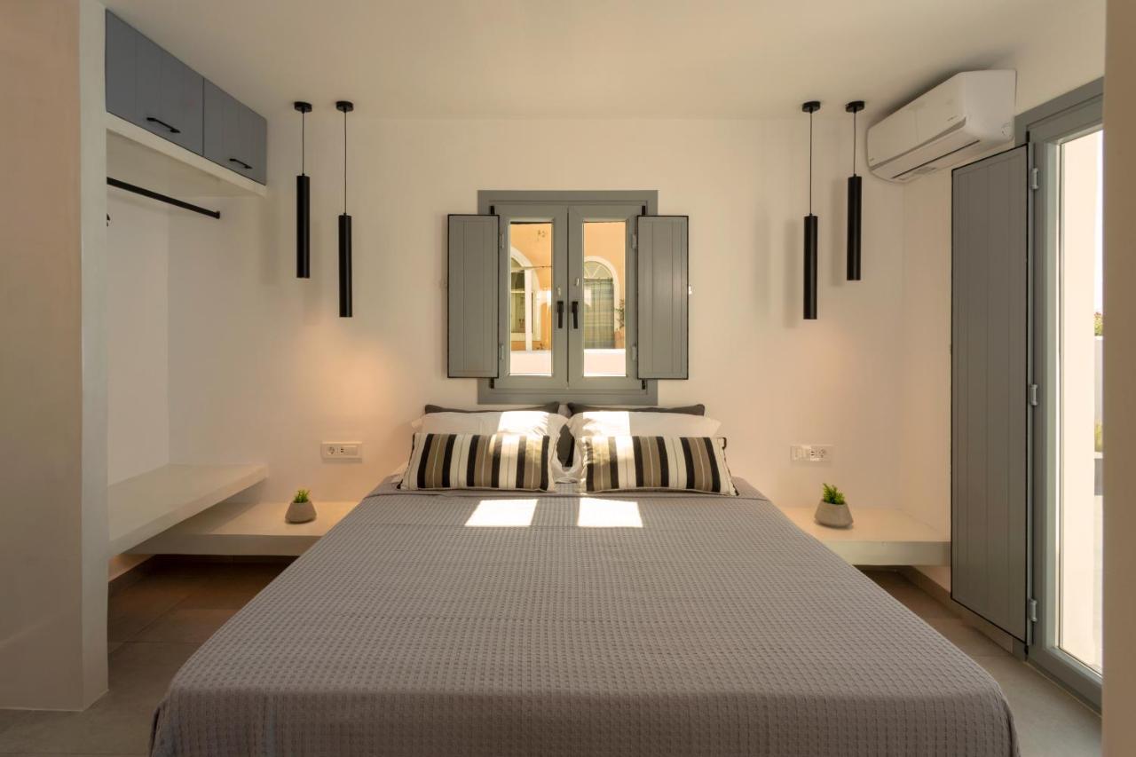 Linea Luxury Suites Fira  Exterior photo