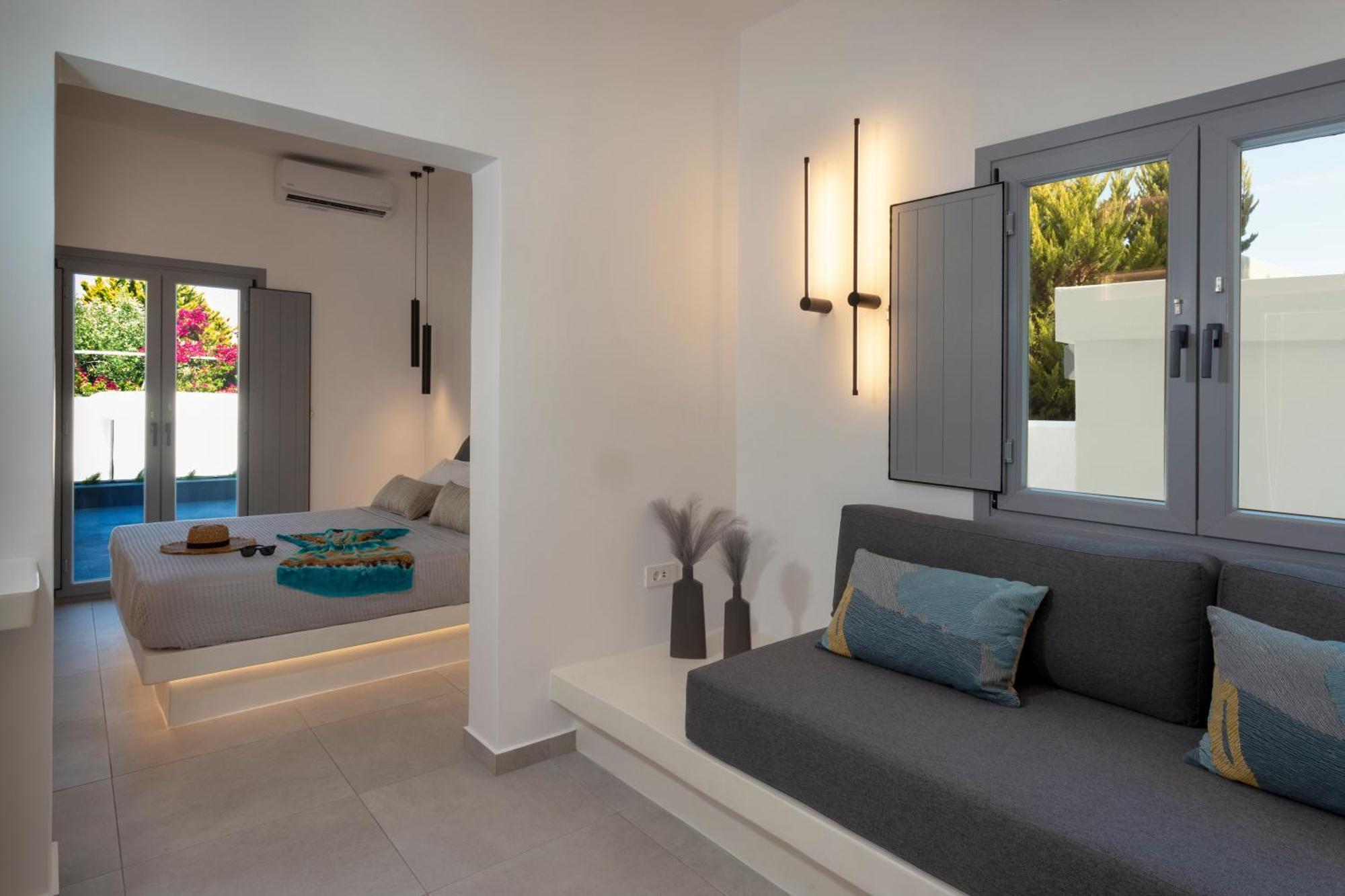 Linea Luxury Suites Fira  Exterior photo