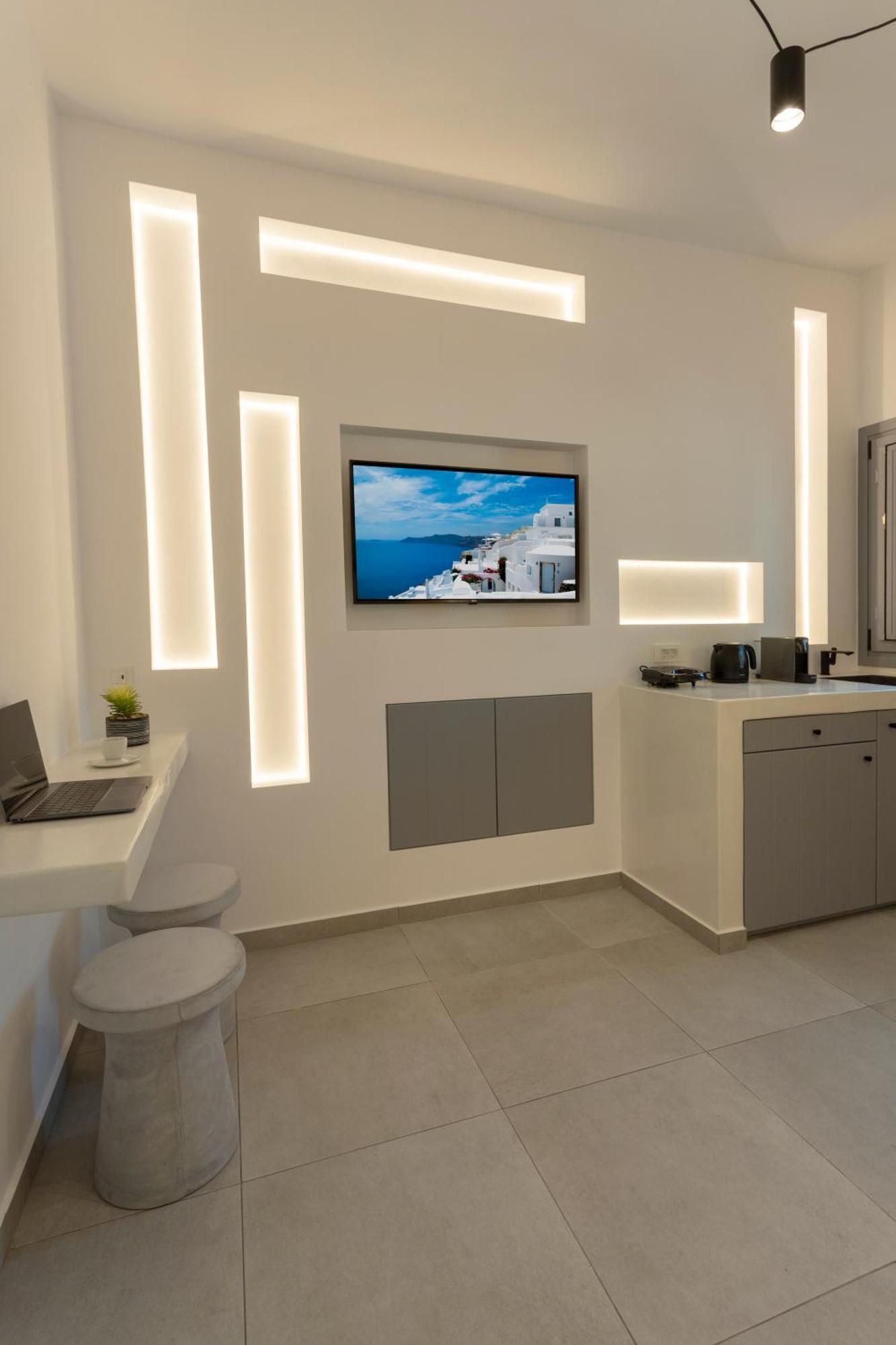 Linea Luxury Suites Fira  Exterior photo